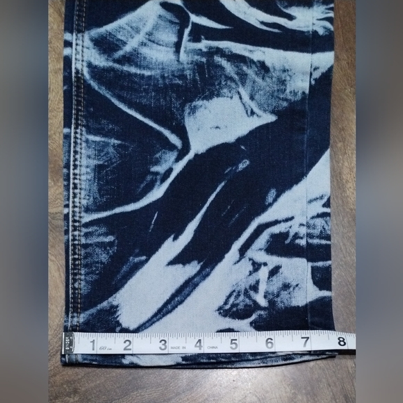 Feeson Bleached Denim Women's Blue Jeans Sz(38) - Picture 6 of 11